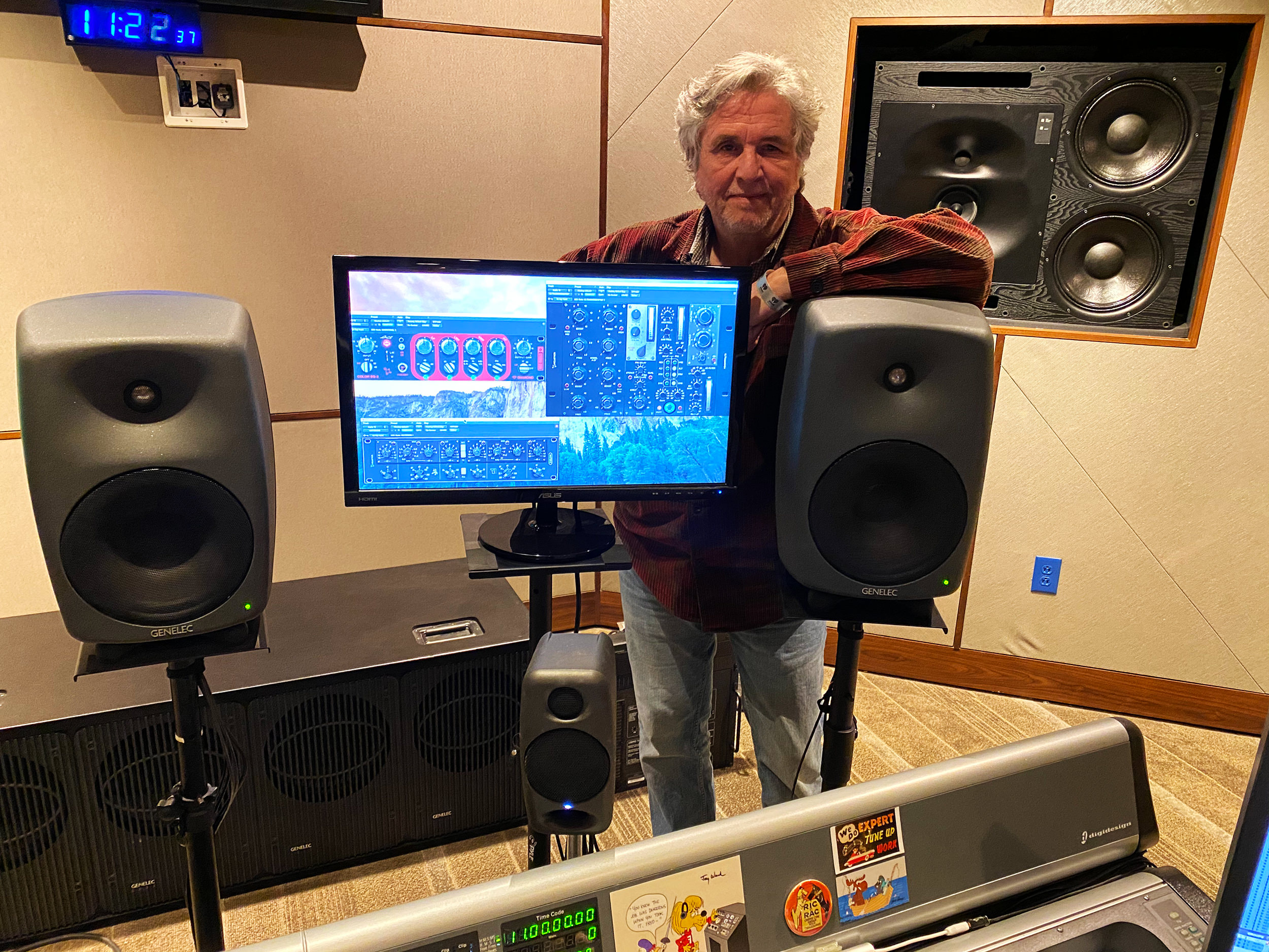 iHeart Theater Controlroom iHeart Theater Controlroom