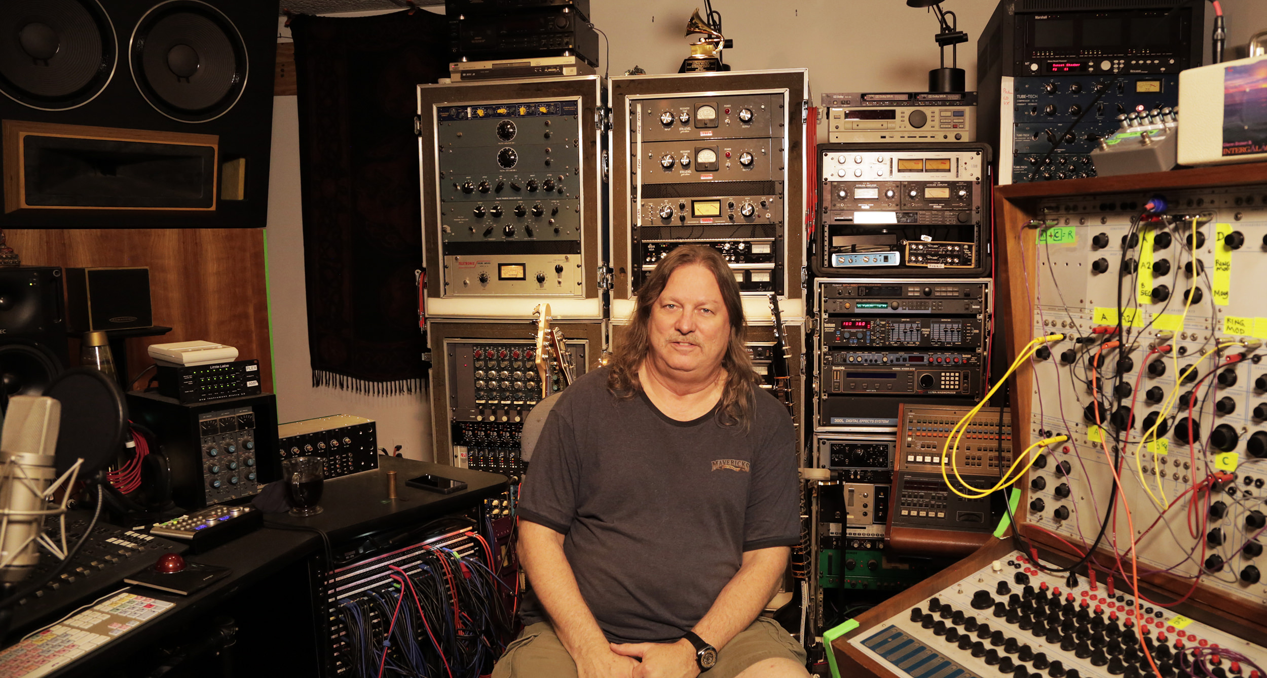 Glenn Brown Glenn Brown